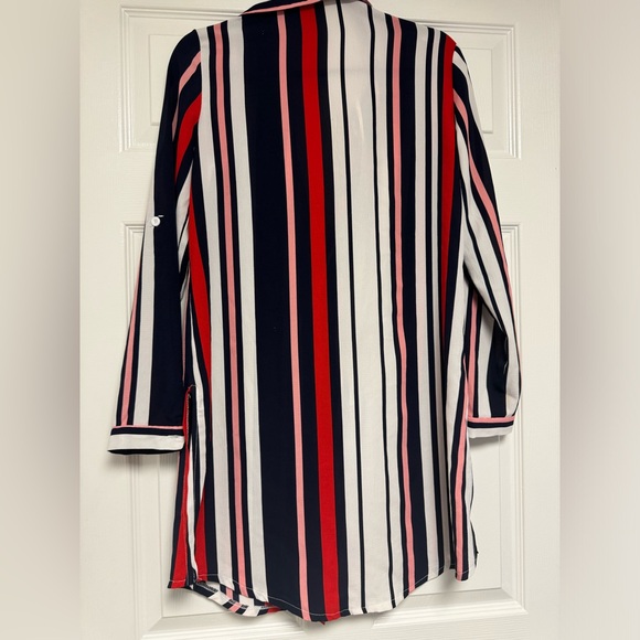 Long shirt with slits - Picture 6 of 7